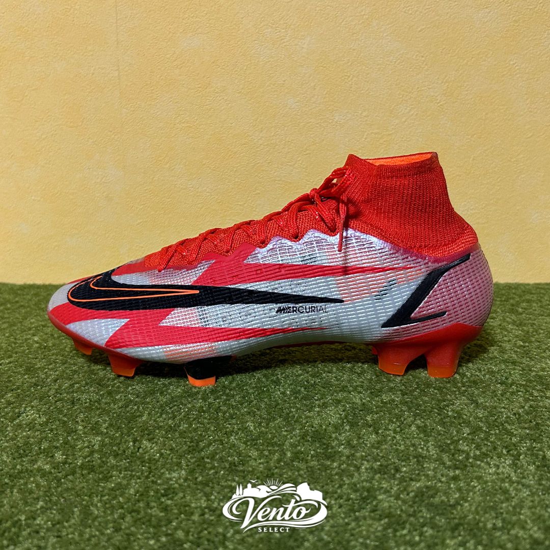 ナイキマーキュリアル ELITE 26cm 新品未使用サッカースパイク NIKE 新品・未使用】NIKE ナイキ サッカースパイク マーキュリアル スーパー