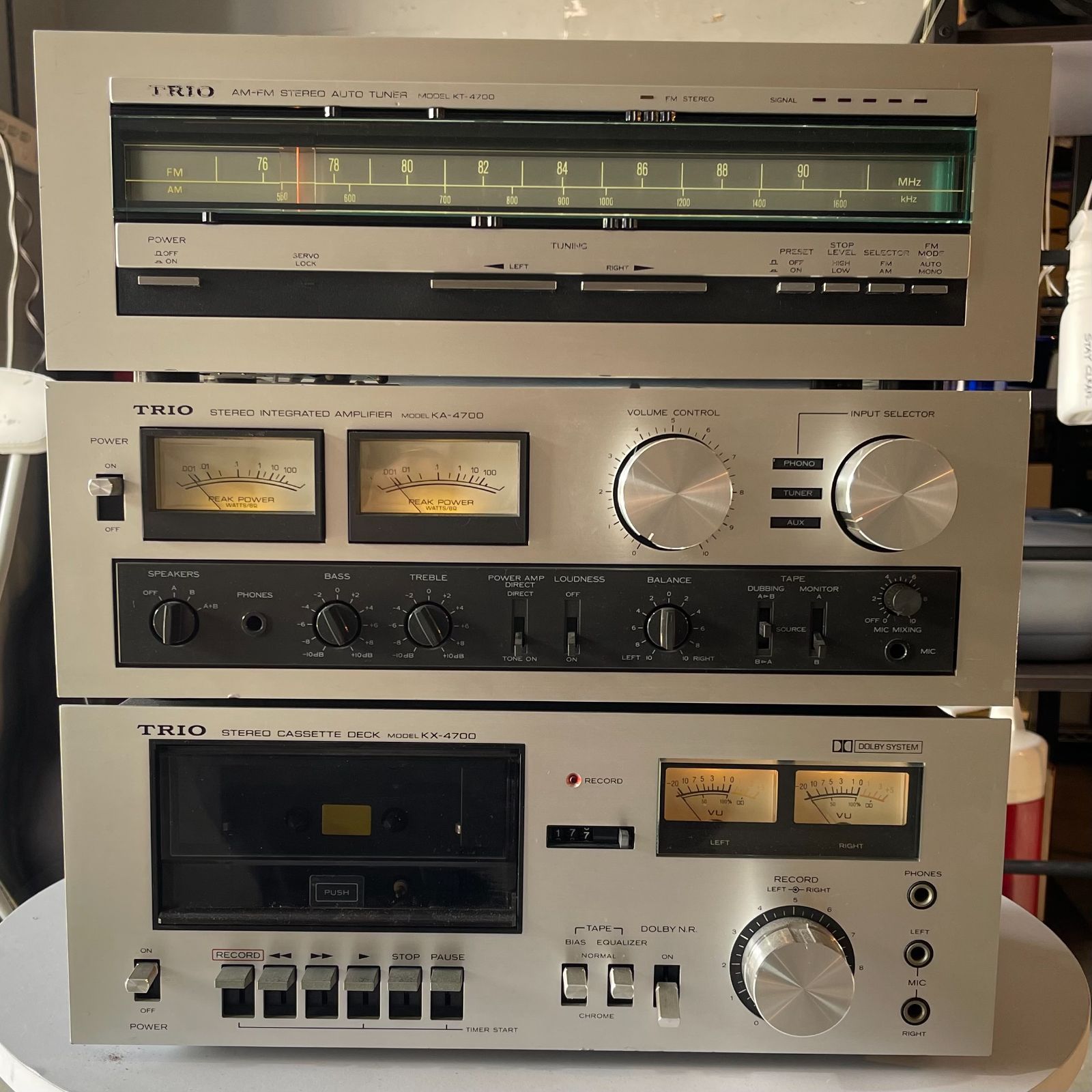 TRIO 4700 コンポシステム