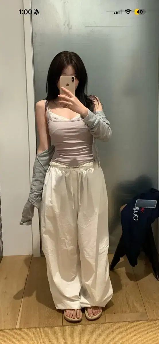 ベルニ パラシュート 白 パンツ