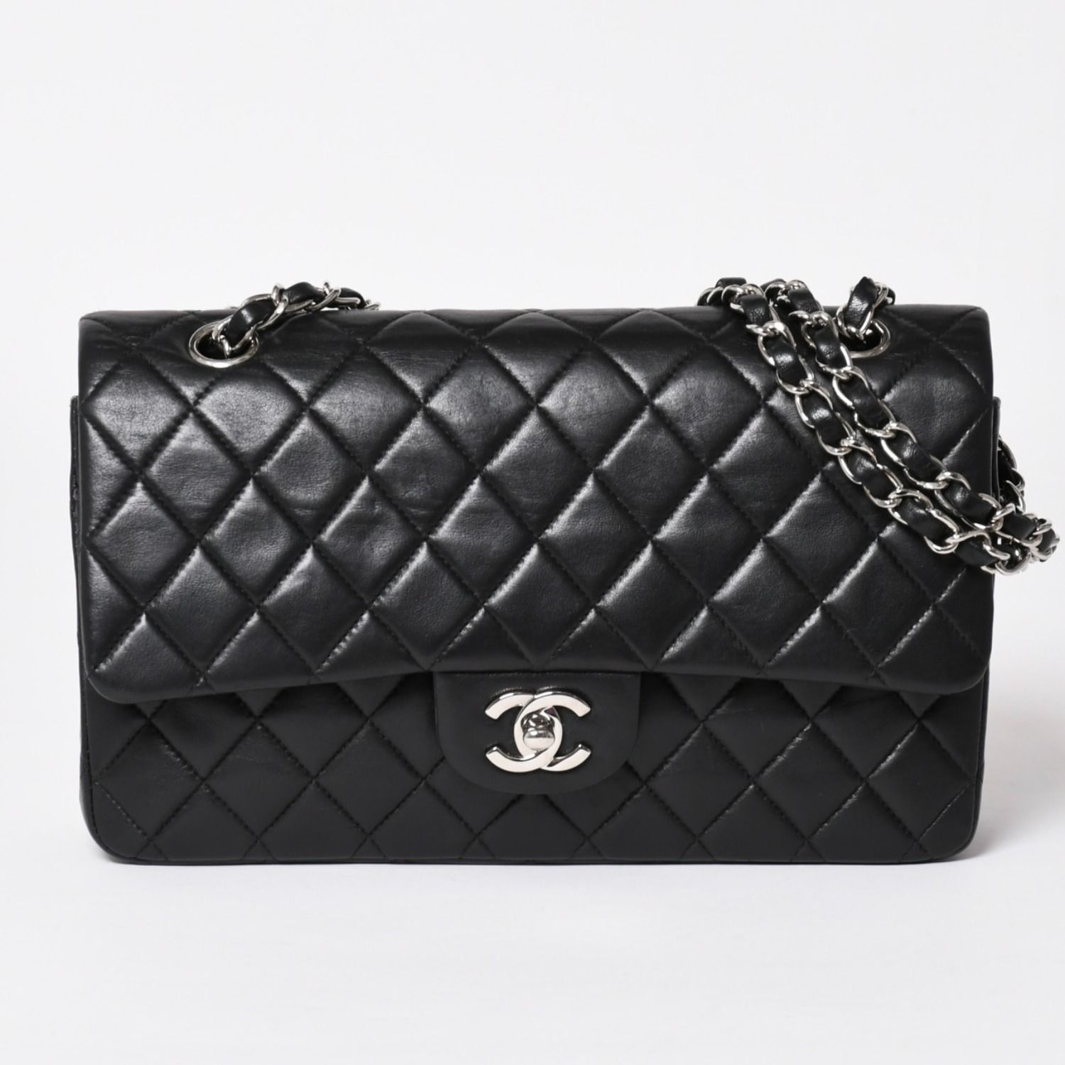 楽天Shopify商品名取込用 極美品 CHANEL シャネル マトラッセ25 Wフラップ Wチェーンショルダーバッグ 6番台 ラムスキン ココマーク ブラック シルバー金具 中古 4a003645 6