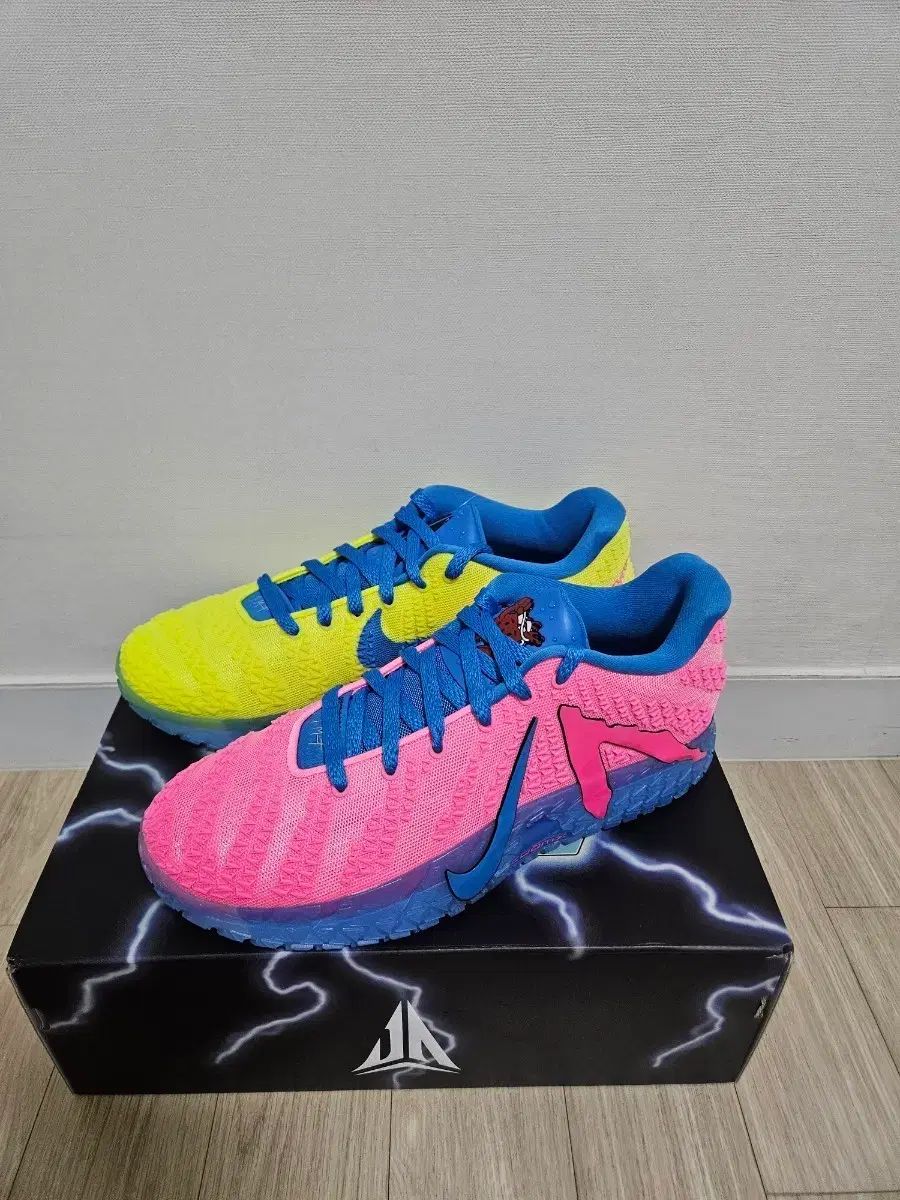 290 NIKE ナイキ 자3 クール クールエイド