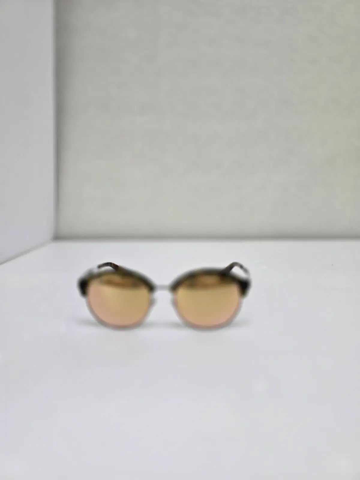 38 SWALLOW SESSION Natal design ネイタルデザイン