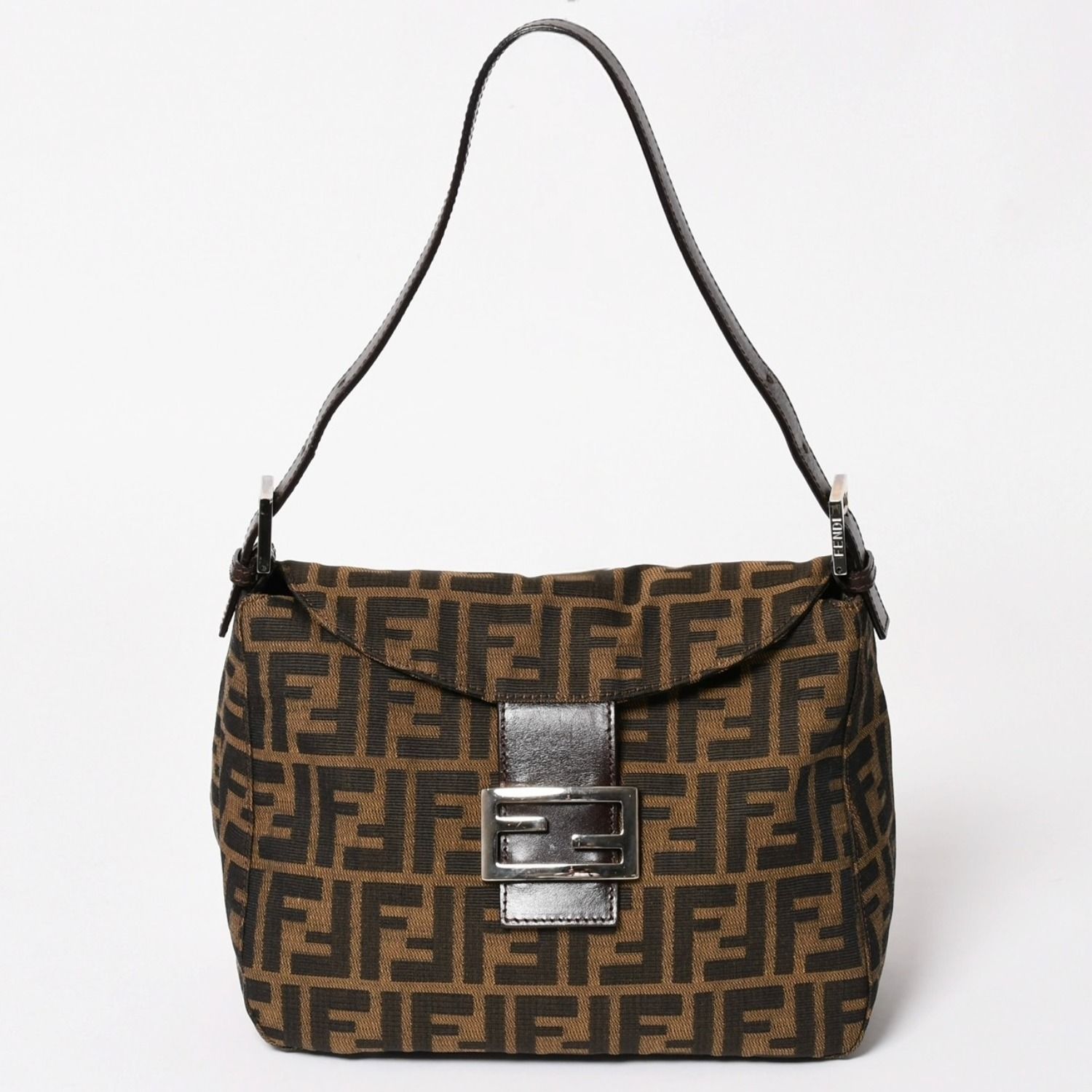 極美品 FENDI フェンディ マンマバケット ワンショルダーバッグ 2228 26425 ブラウン ズッカ柄 シルバー金具 中古 4a003218