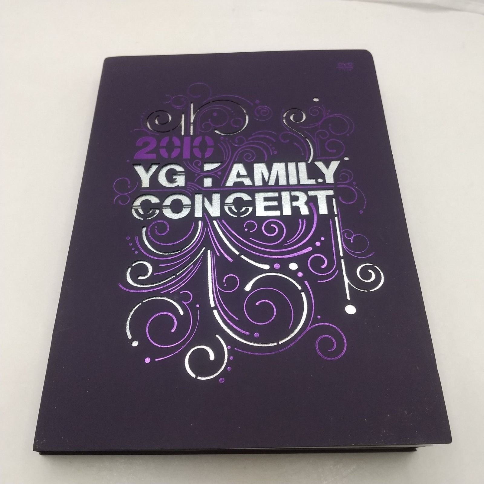 2点セット】2010 YGファミリーコンサート[DVD] ＆ ビッグバン