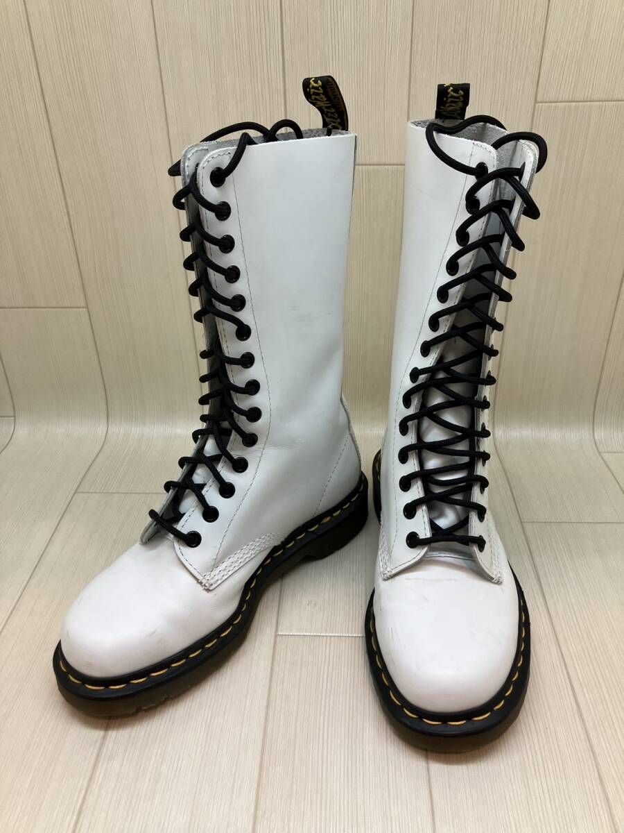 ★ Dr.Martens ドクターマーチン ロングブーツ エアクッションソール UK5 23.5 ホワイト 通年