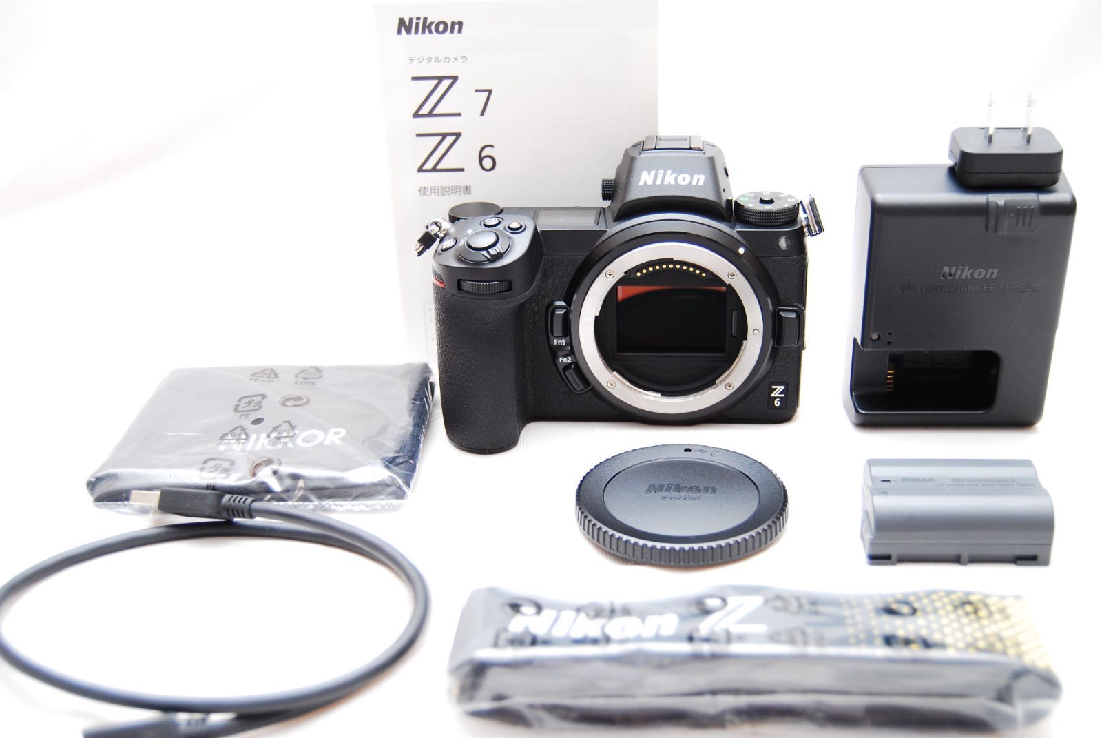 ★極上美品　Nikon ミラーレスカメラ 一眼 Z6 ボディ ブラック　ニコン　★