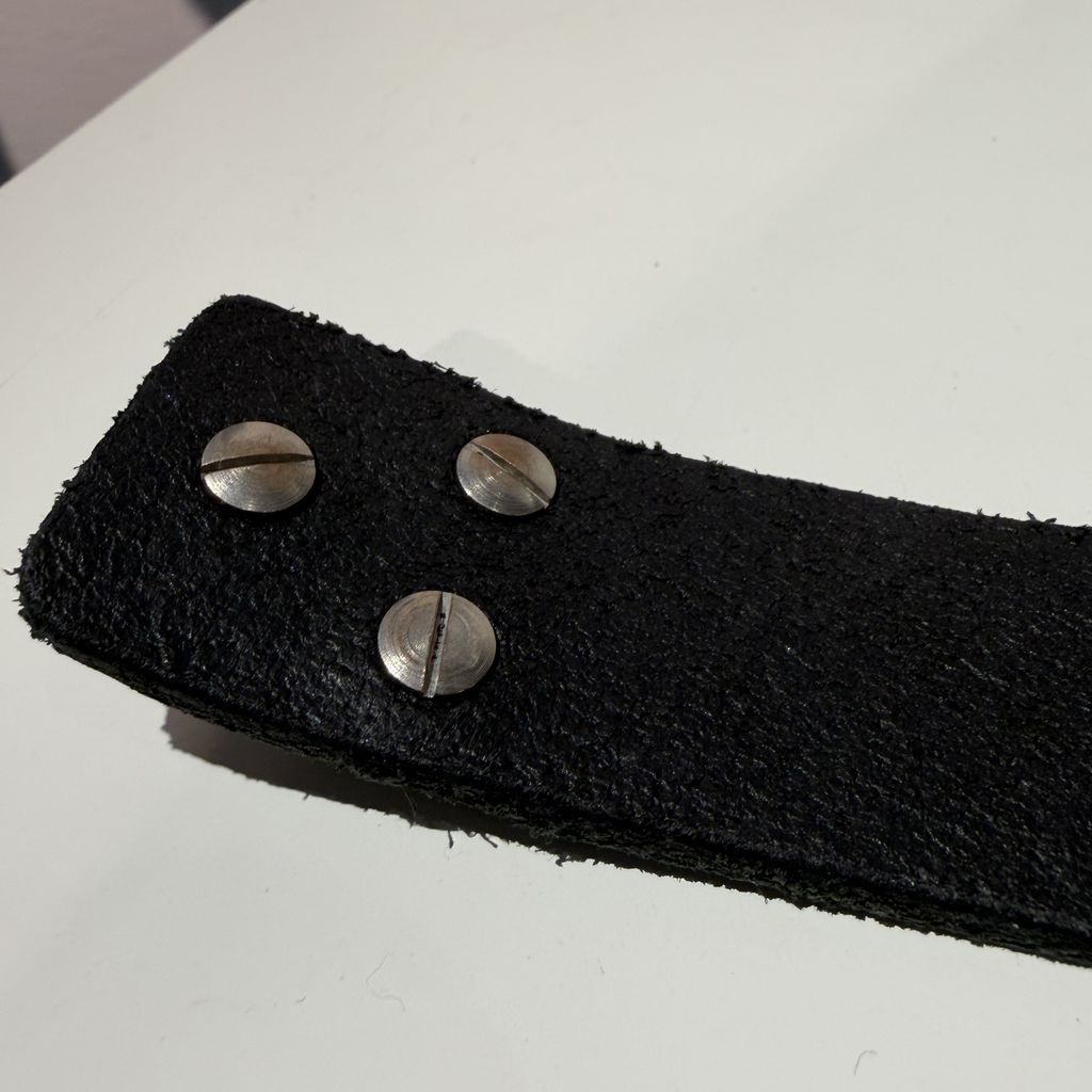 OUR LEGACY アワーレガシー 3cm choker crack black leather