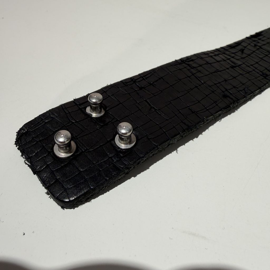 OUR LEGACY アワーレガシー 3cm choker crack black leather