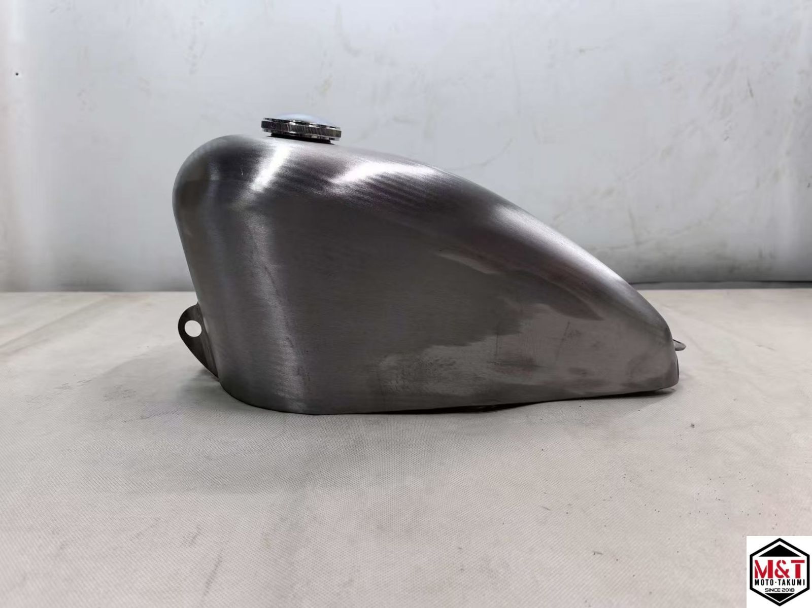 T-265　8L 　Thunder 250　サンダー250 　スポスター　スポーツスタータンク　カスタムタンク　　タンク製作工房