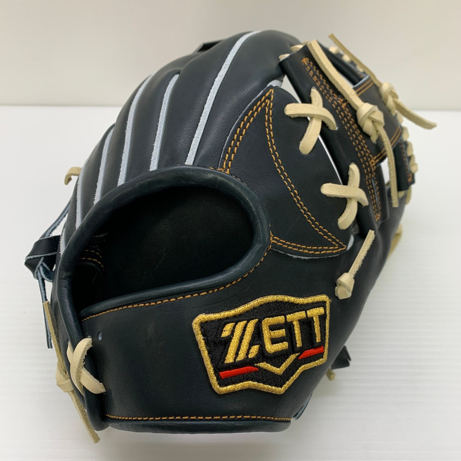 ゼット ZETT プロステイタス PROSTATUS BPROG766 硬式 大人 一般 二塁手・遊撃手用 グローブ グラブ 右投げ タグ付き 野球 8900