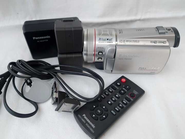 Panasonic パナソニック HDC-TM300 ビデオカメラ シルバー 2009年製