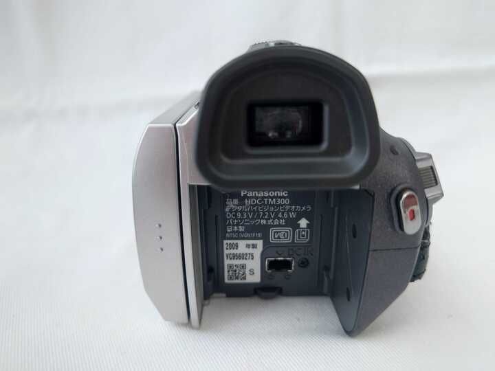 Panasonic パナソニック HDC-TM300 ビデオカメラ シルバー 2009年製