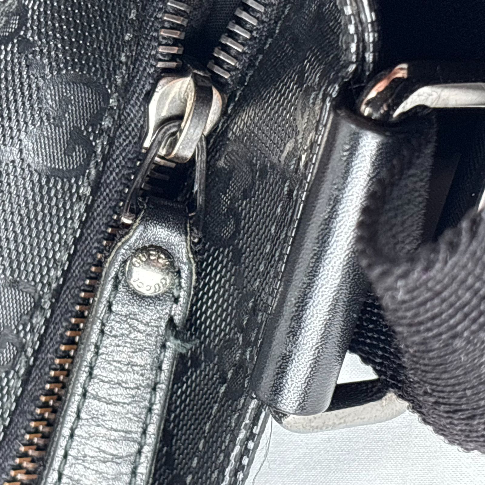 GUCCI GGインプリメ 201446 ショルダーバッグ 黒 PVC - メルカリ