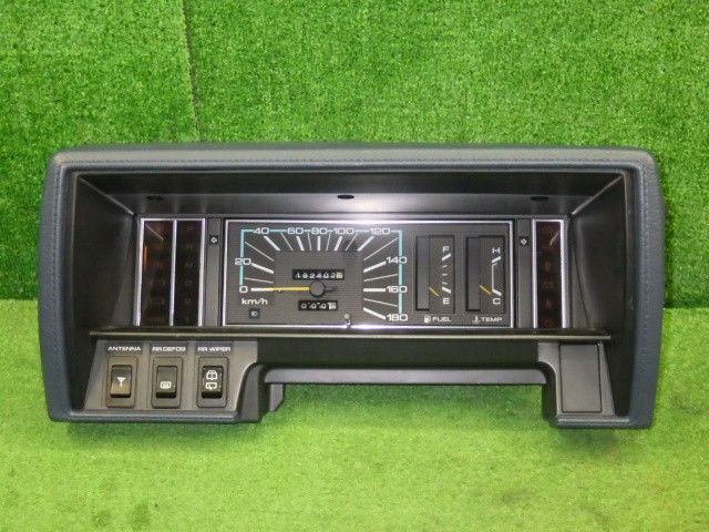 グロリア E-WY30 スピードメーター FW0430 メーターパネルセット　68240-V7600 24850-V6905 9351