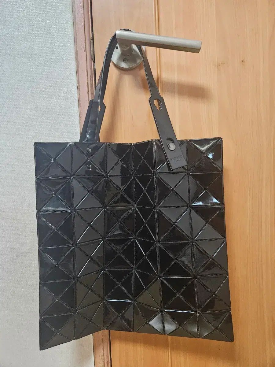 BAO BAO ISSEY MIYAKE バオバオイッセイミヤケ ルーセント トートバッグ ブラック 正規品