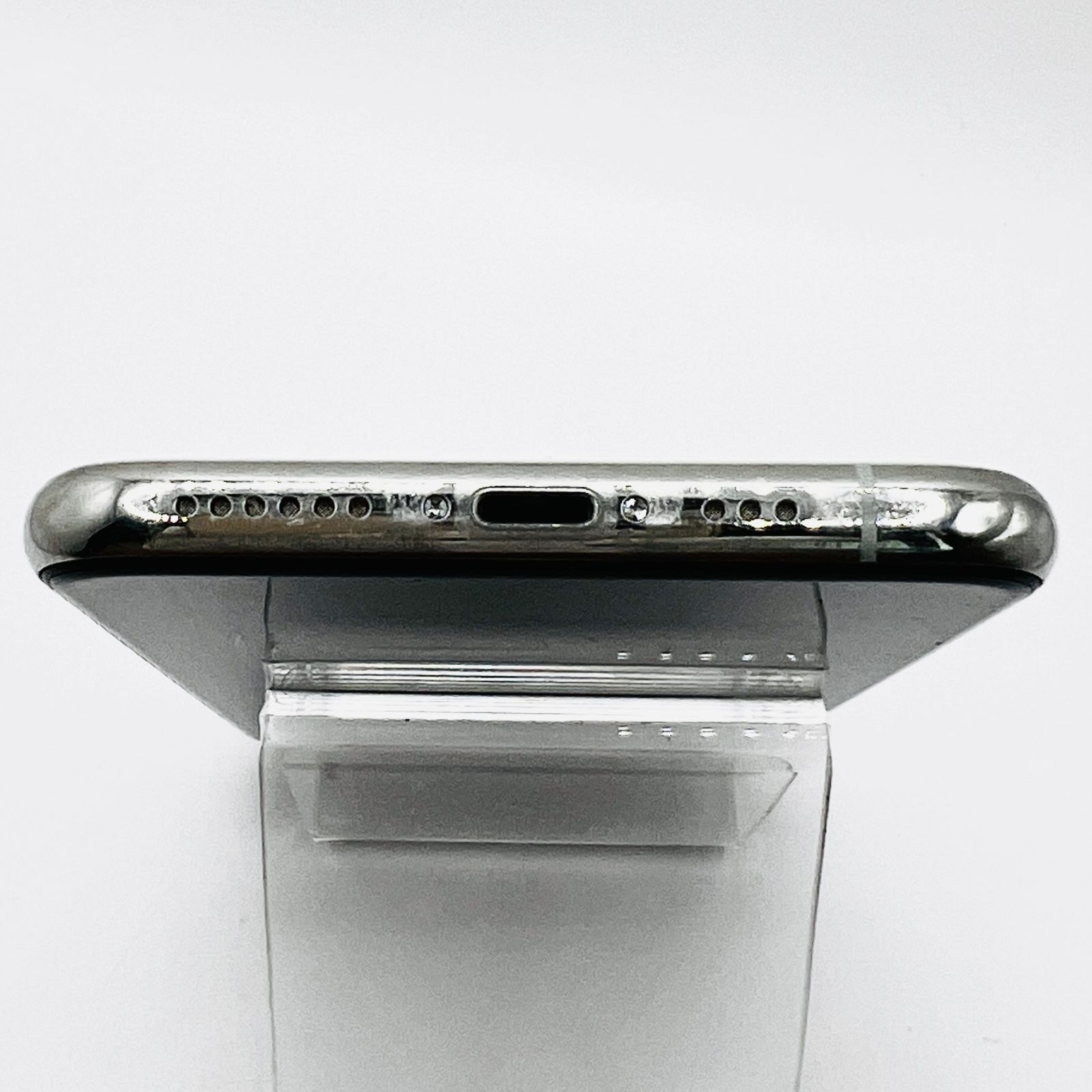 au iPhone 11 Pro 64GB シルバー 中古 Bランク - メルカリ