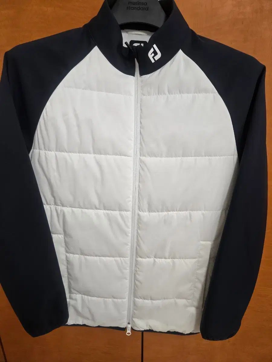 FootJoy ゴルフ ダウン ジャケット 出品 定価35万