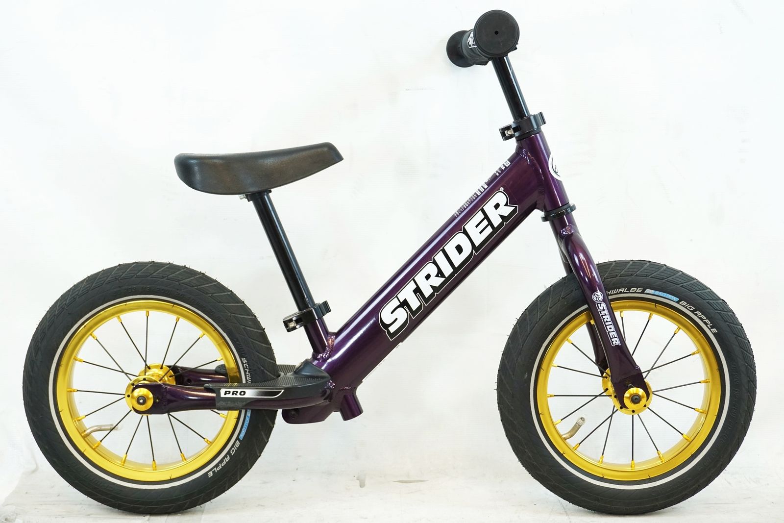 STRIDER 「ストライダー」 12 カスタム 2022年モデル キッズバイク / バイチャリ有明店