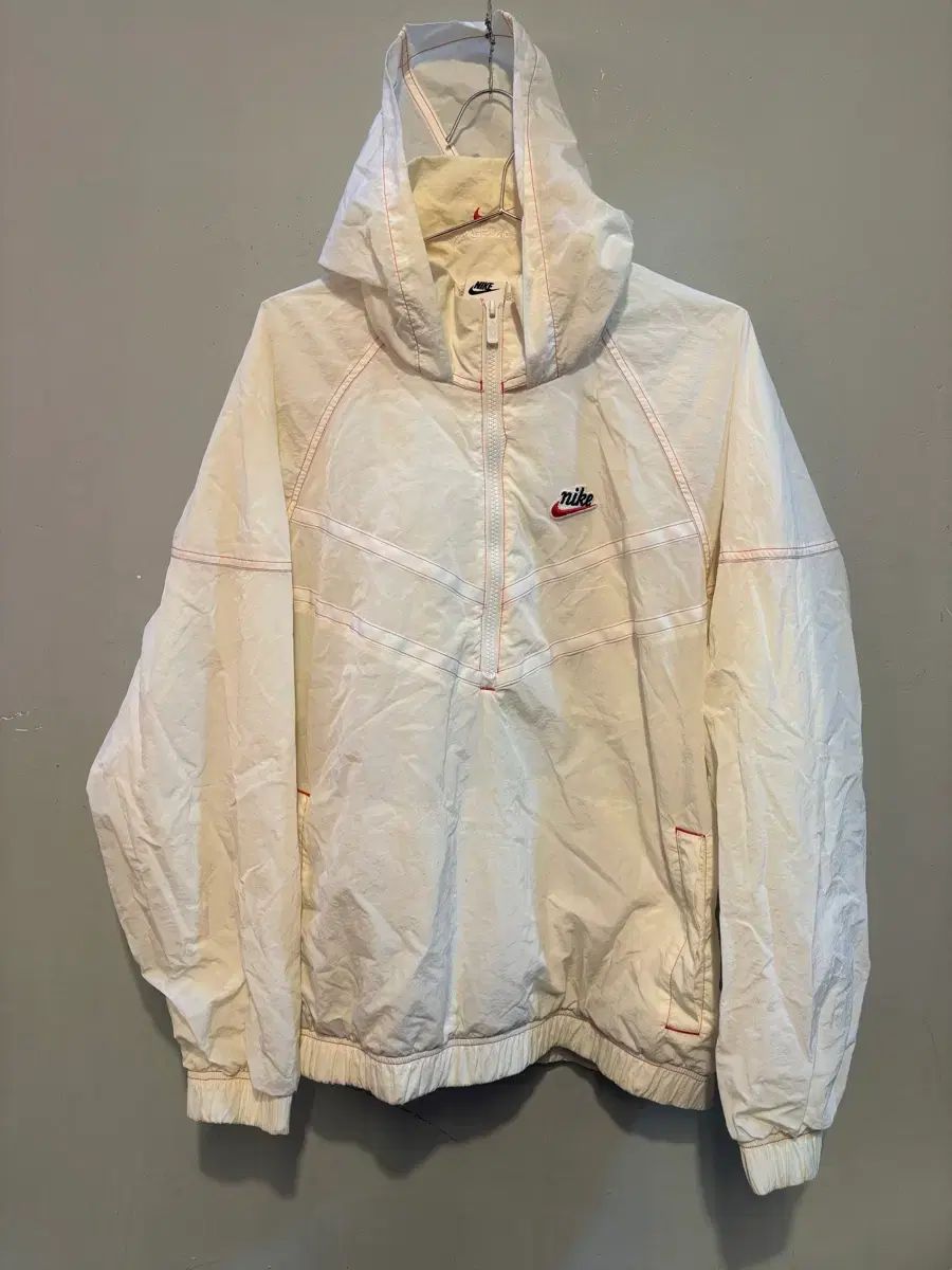 ナイキ正規品ナイロンウィンドブレーカーAnorak（アノラック）