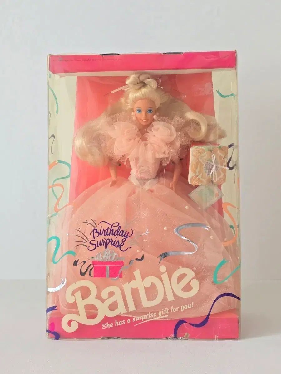 ヴィンテージ バービー人形 (1991 Birthday Surprise)