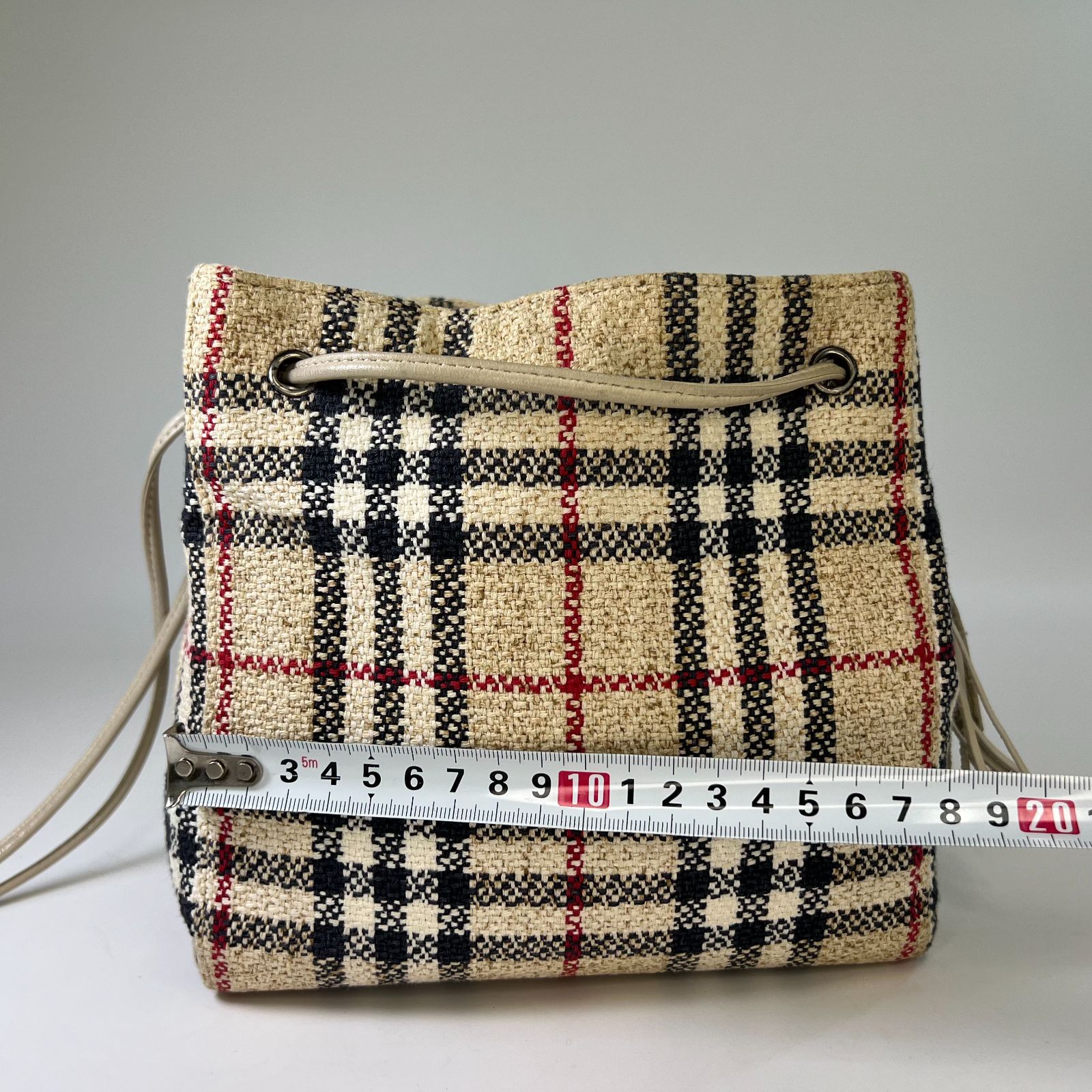 良品】バーバリー ショルダーバッグ ノバチェック 織り生地 タッセル 