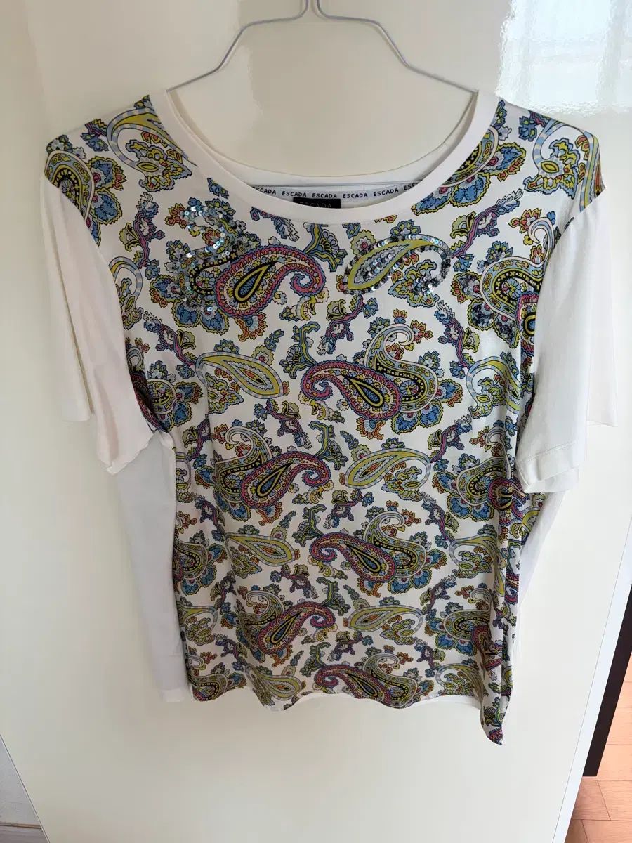 ESCADA(エスカーダ) ベイズリー 半袖 Tシャツ