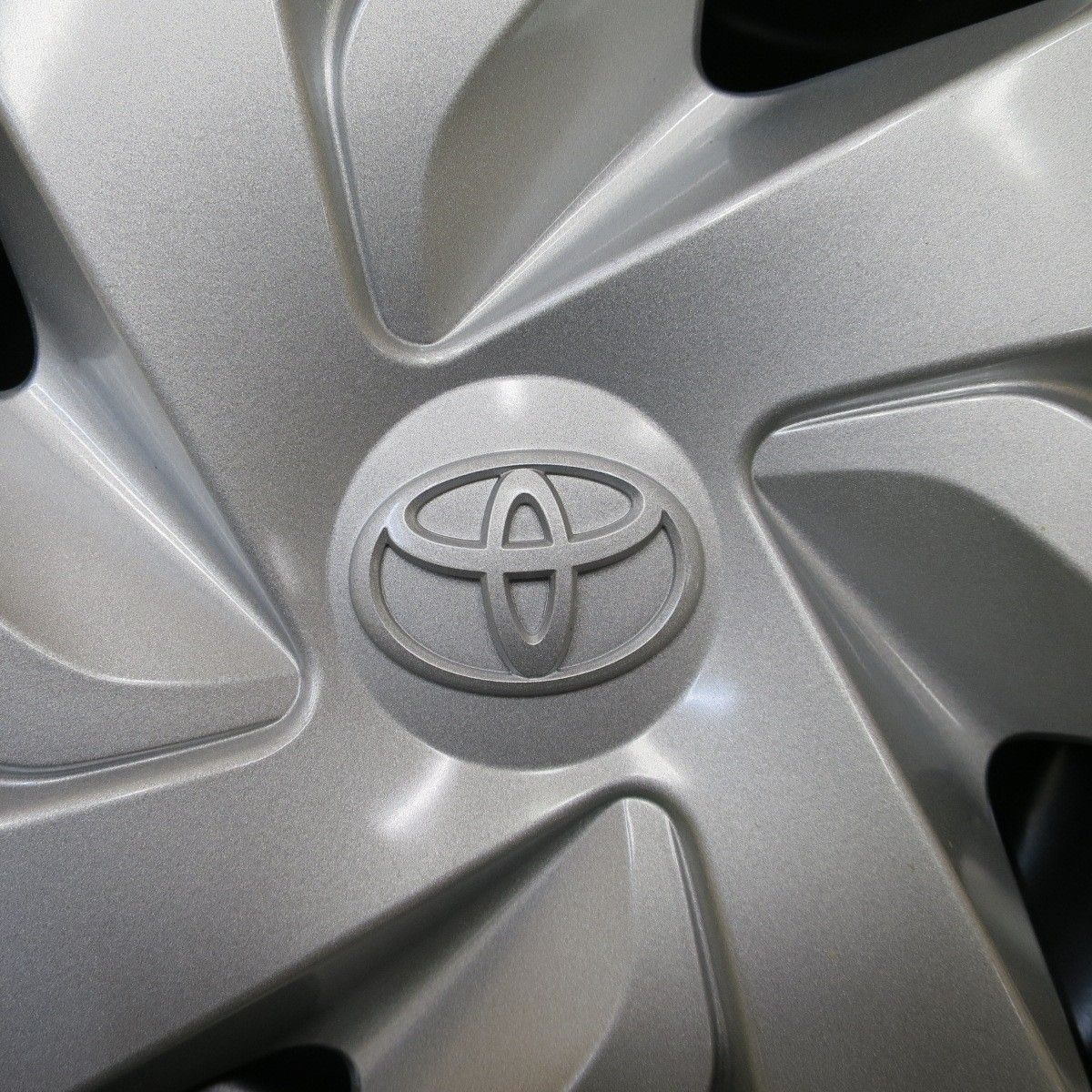 トヨタ純正○新車外し○スチールホイール○ヤリス○15インチ