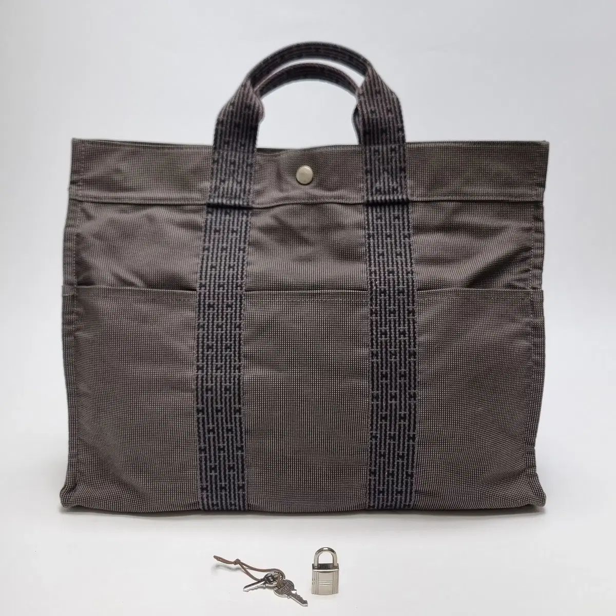 Hermes（エルメス） フルトゥ カン（キャンバス） トートバッグ MM ユニセックス グレー (高品質)