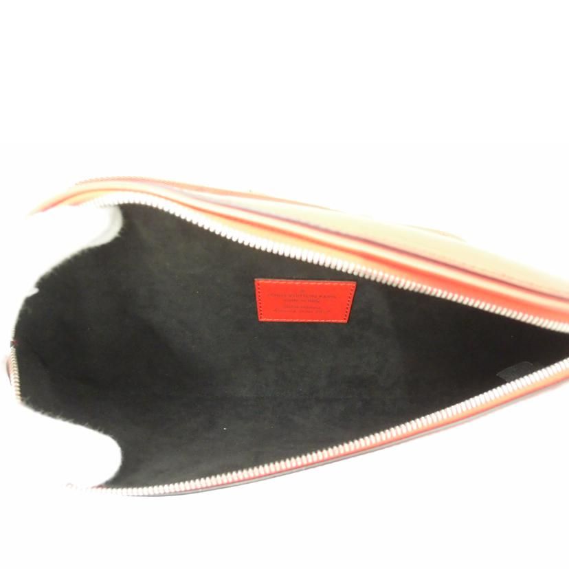 LOUIS VUITTON ルイ・ヴィトン/バムバック/エピ/LV×Supreme/M53148/MZ2***/SAランク/69【中古】 LOUIS VUITTON バムバック/エピ/LV×Supreme M53148 SAランク 69