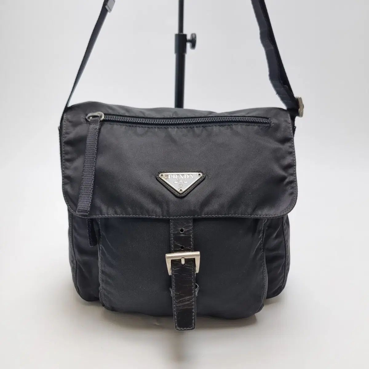 PRADA ナイロン クロスバック ブラック (コンディション 최우수)