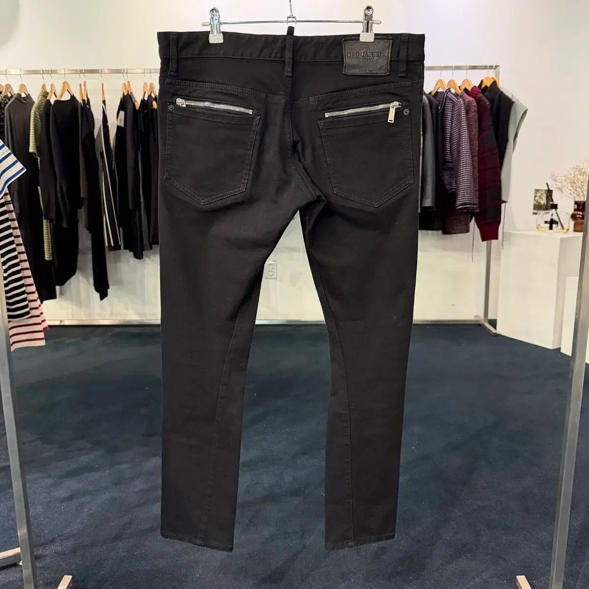 34 DSQUARED2 ディースクエアード2 バイカーデニム ブラックジーン デニム
