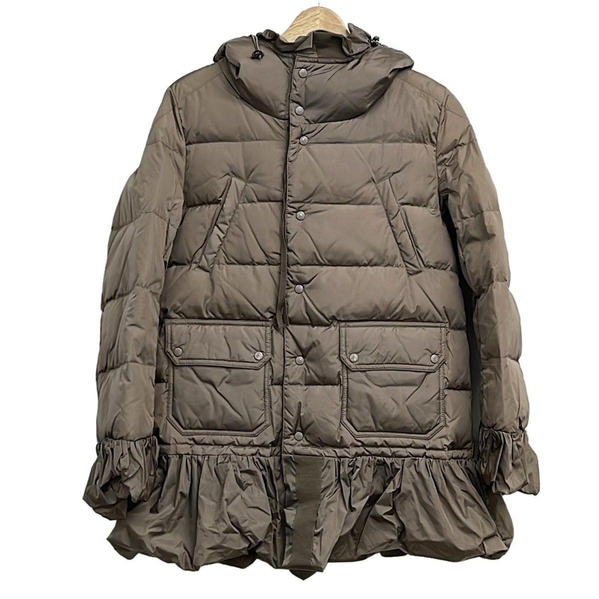 MONCLER(モンクレール) ダウンコート サイズ0 XS レディース美品 SERRE(セール) ライトブラウン 長袖/秋/冬