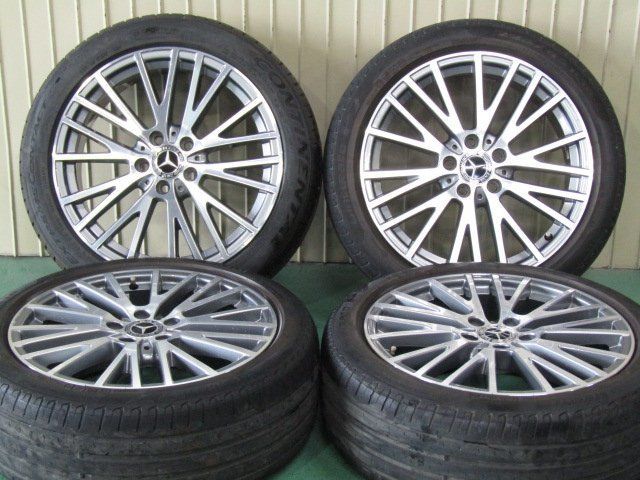 【新品付き】メルセデスベンツ　C118　CLAクラス　CLA200d純正