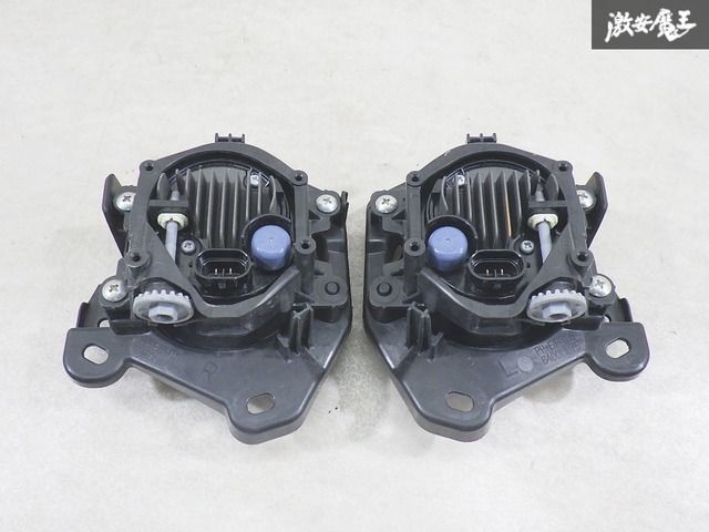 LED点灯OK！】 三菱 純正 CV1W デリカ D:5 D5 後期 フロント