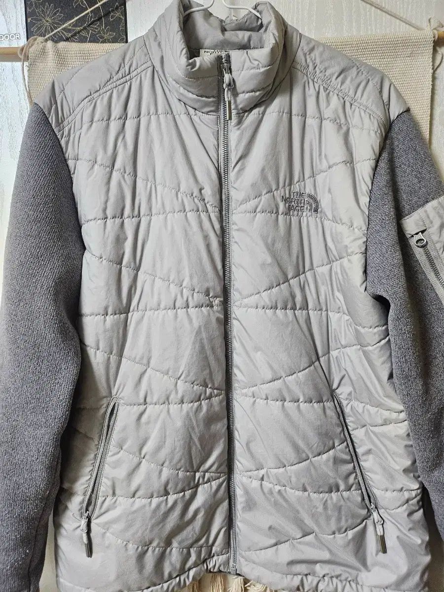 THE NORTH FACE ザノースフェイス 軽量ダウン XL ライトグレー (送料込み)