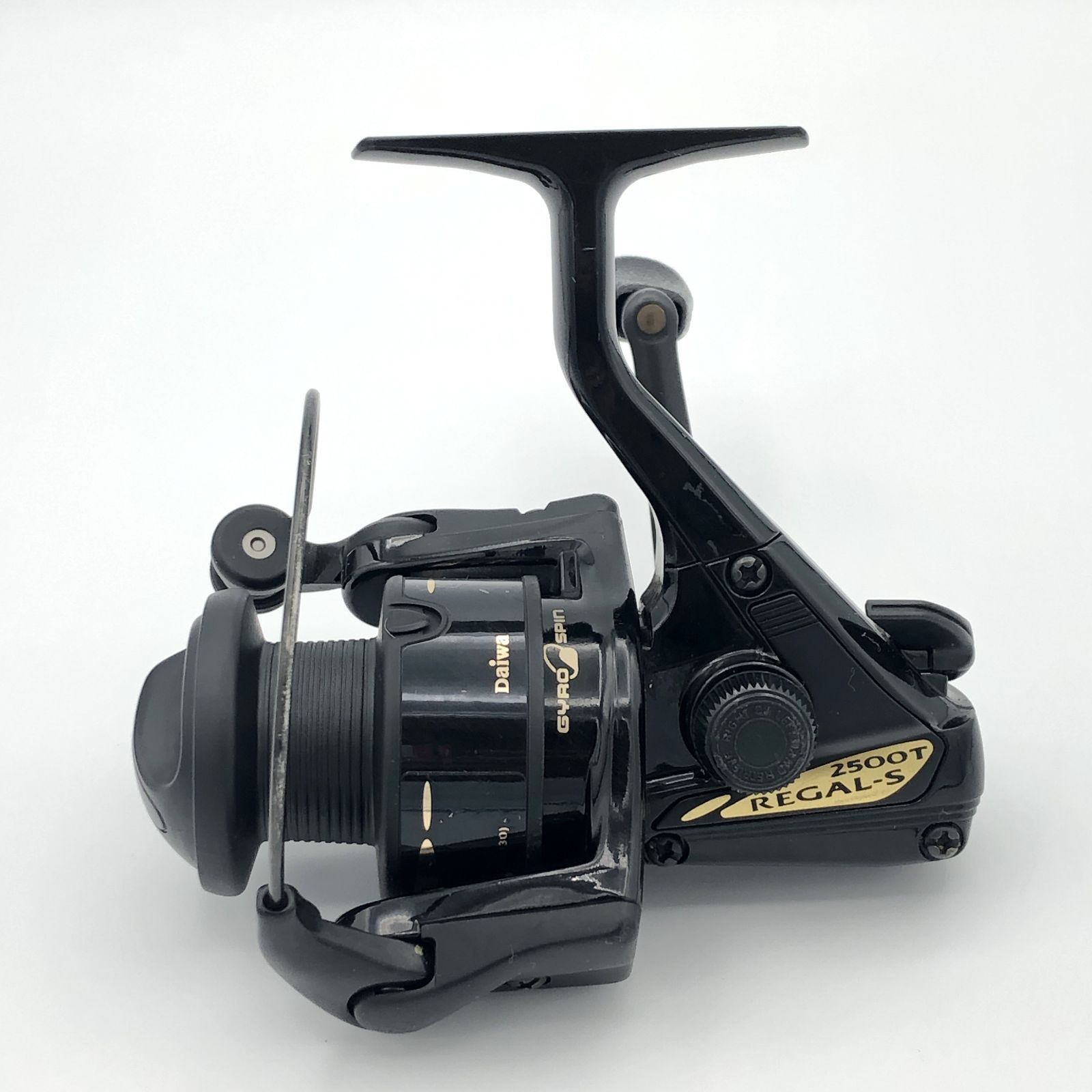 ダイワ リーガルS 2500T スピニングリール #i00205 - メルカリ