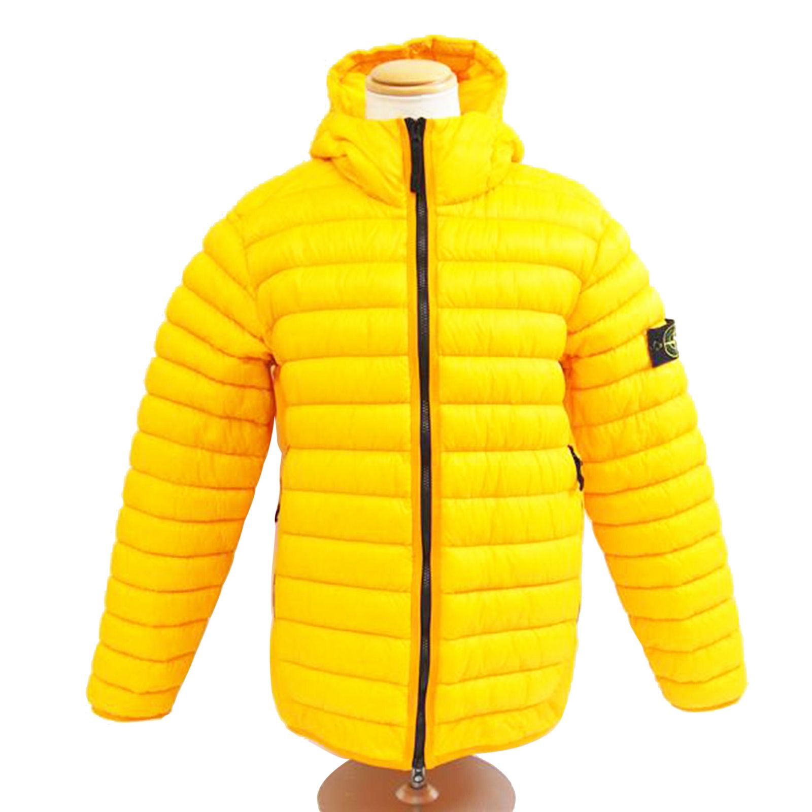 STONE  ストーンアイランド/ライトダウン/671540124/Bランク/71【中古】 STONE ISLAND STONE ISLAND ライトダウン 671540124 Bランク 71 - メルカリ