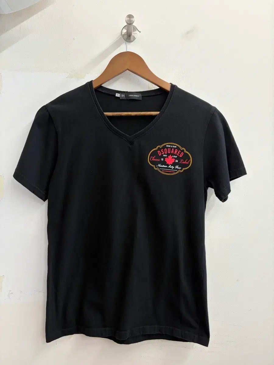 N187 DSQUARED2 半袖Tシャツ