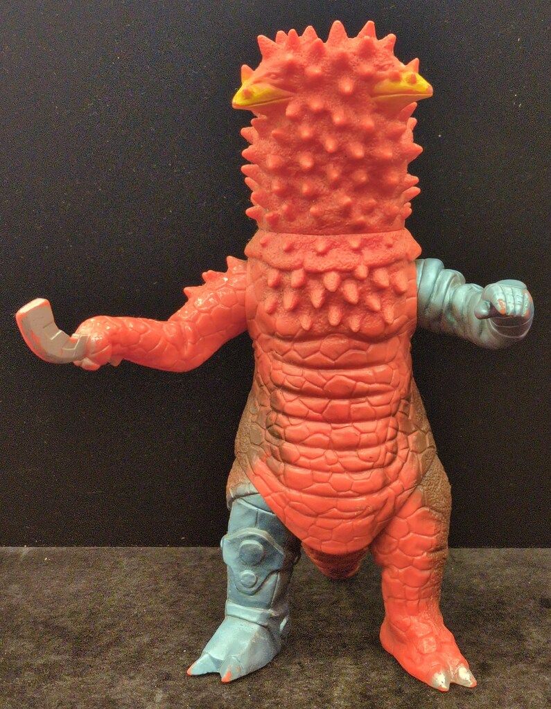 円谷コミュニケーショズ 怪獣郷 改造パンドン 16EX