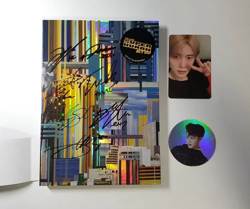 NCT(エヌシーティー) 127 ー WE ARE SUPERHUMAN サイン入り CD