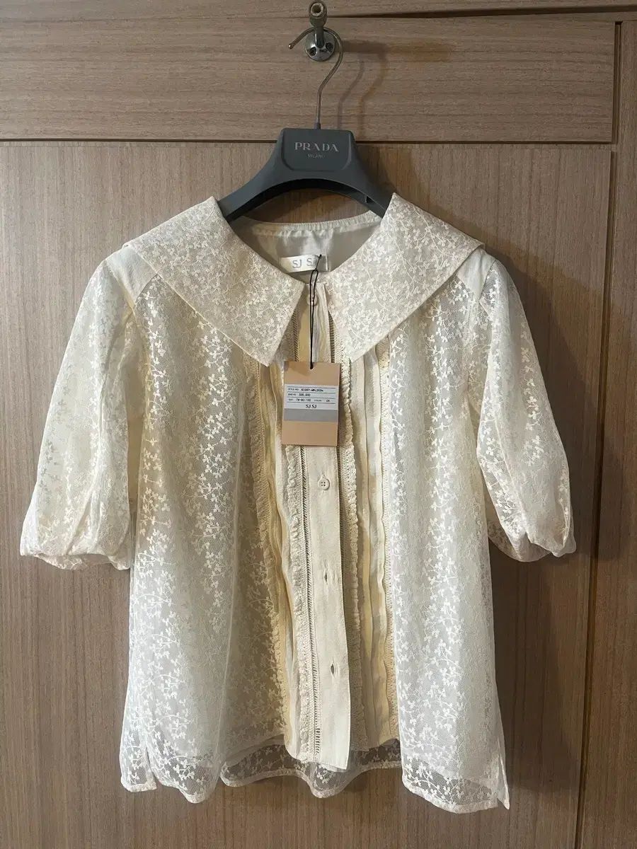 SJSJ ブラウス クリーム色 新品
