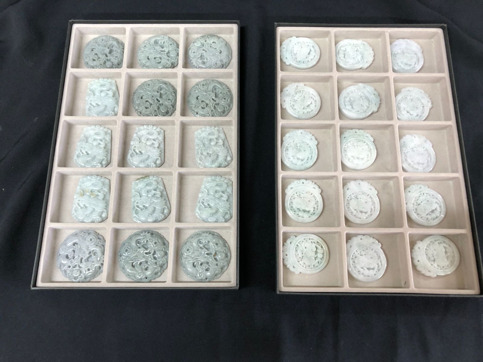本翡翠鳳凰彫刻平等院天然石置物工芸品一刀彫重さ約5kg
