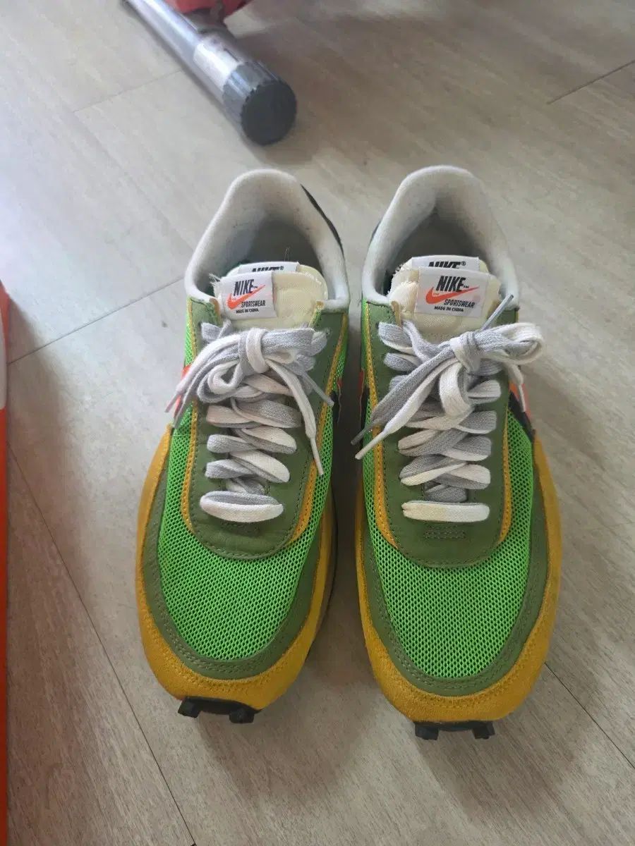 275 SACAI x NIKE Ld ワッフル マルチ グリーン 黄色 緑