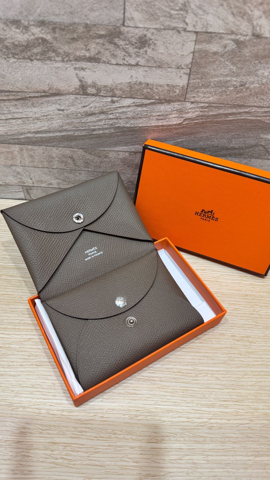 【未使用】エルメス HERMES カルヴィデュオ エプソン レザー エトゥープ エトープ エトウプ グレージュ ブラウン カードケース コインケース 小銭入れ ミニ財布 Calvi Duo Epsom Etoupe