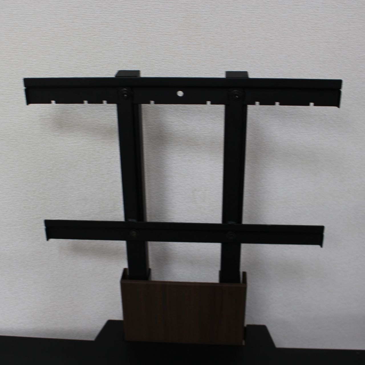 385)【川崎市から出品/引き取り限定】EQUALS（イコールズ）の壁寄せ 