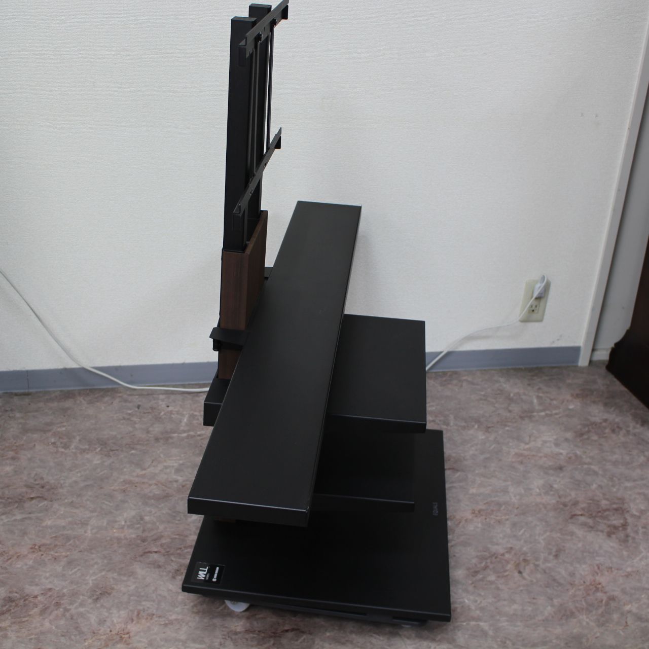 385)【川崎市から出品/引き取り限定】EQUALS（イコールズ）の壁寄せ 