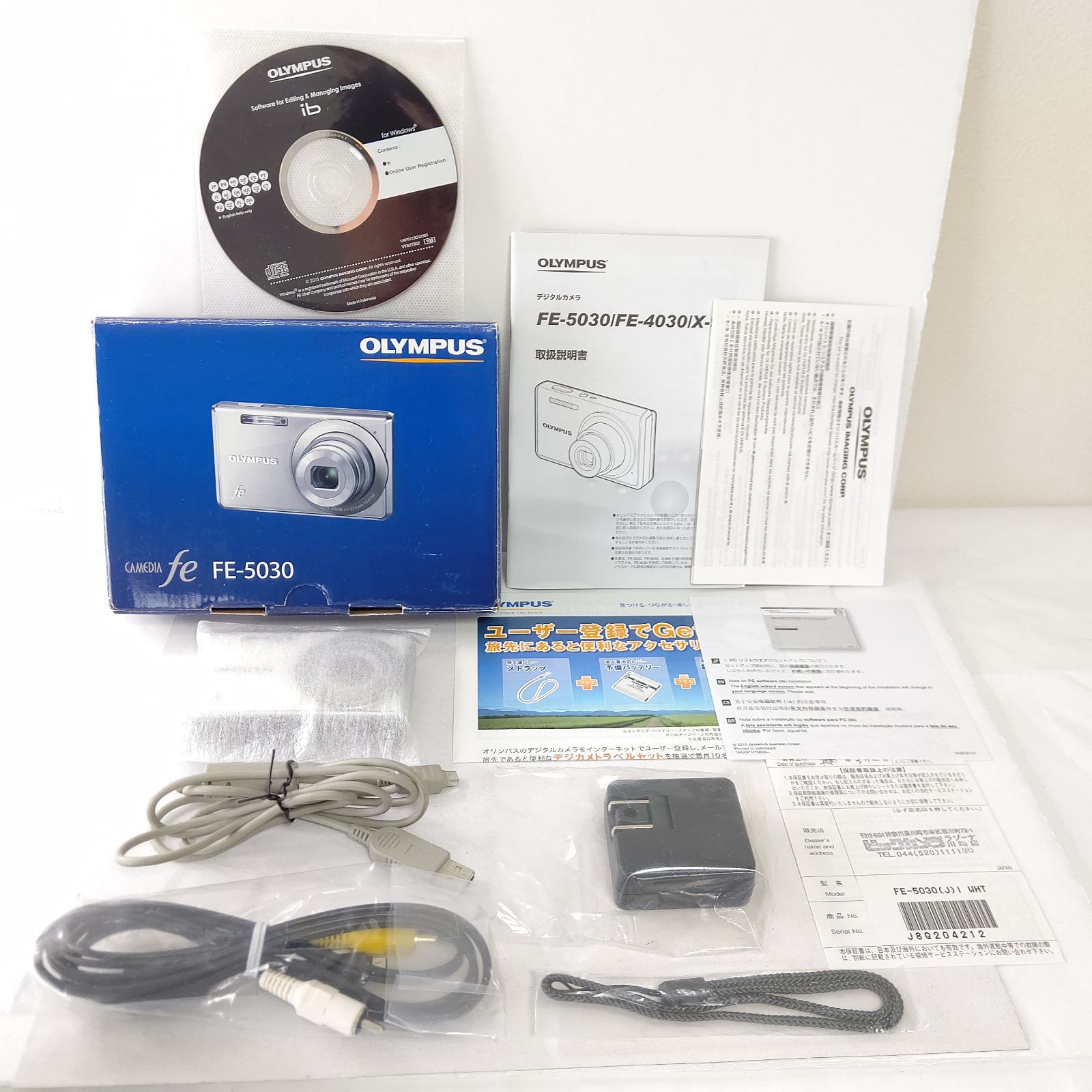 美品　オリンパス　デジタルカメラ　セット　コンデジ　fe-5030 写真スナップ