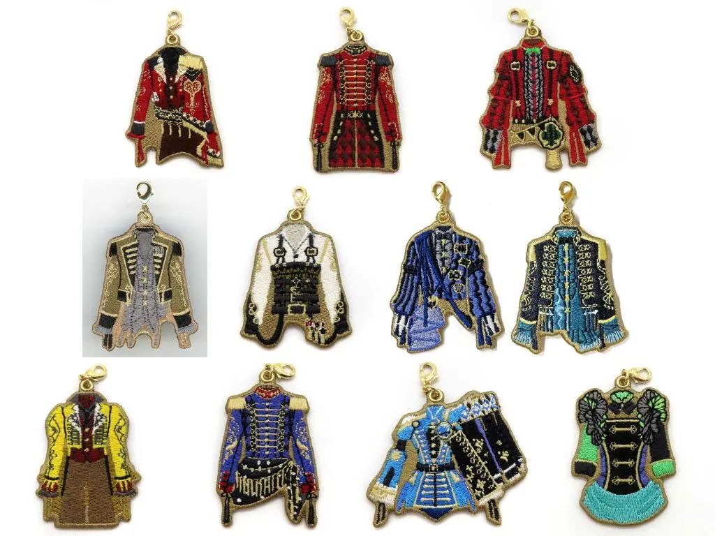 【中古】キーホルダー 全11種セット 「ディズニー ツイステッドワンダーランド ステージ・イン・プレイフルランド～踊る人形と幻の遊園地～ 衣装刺繍チャームコレクション(プレイフル・ドレスver.)」