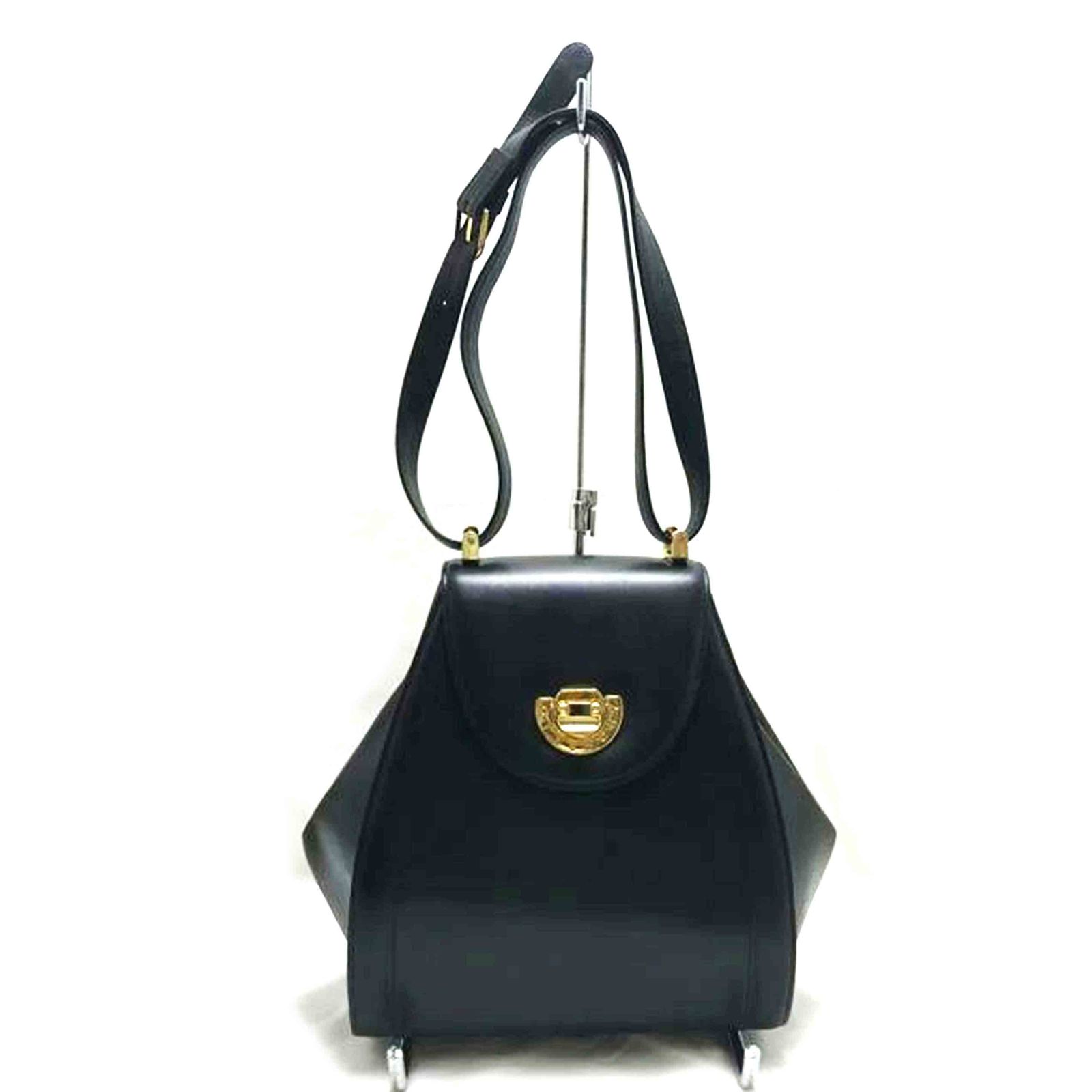 GIVENCHY ヴィンテージ レザーショルダーバック Bランク 51