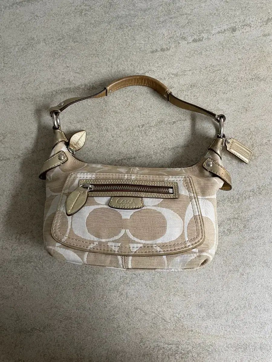 コーチ HOBO BAG ベージュ ゴールド